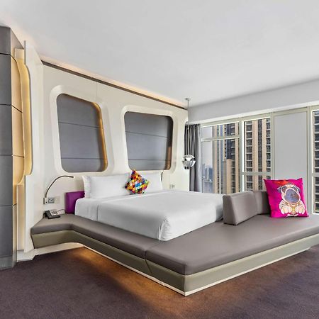 V Hotel Dubai, Curio Collection By Hilton Екстер'єр фото
