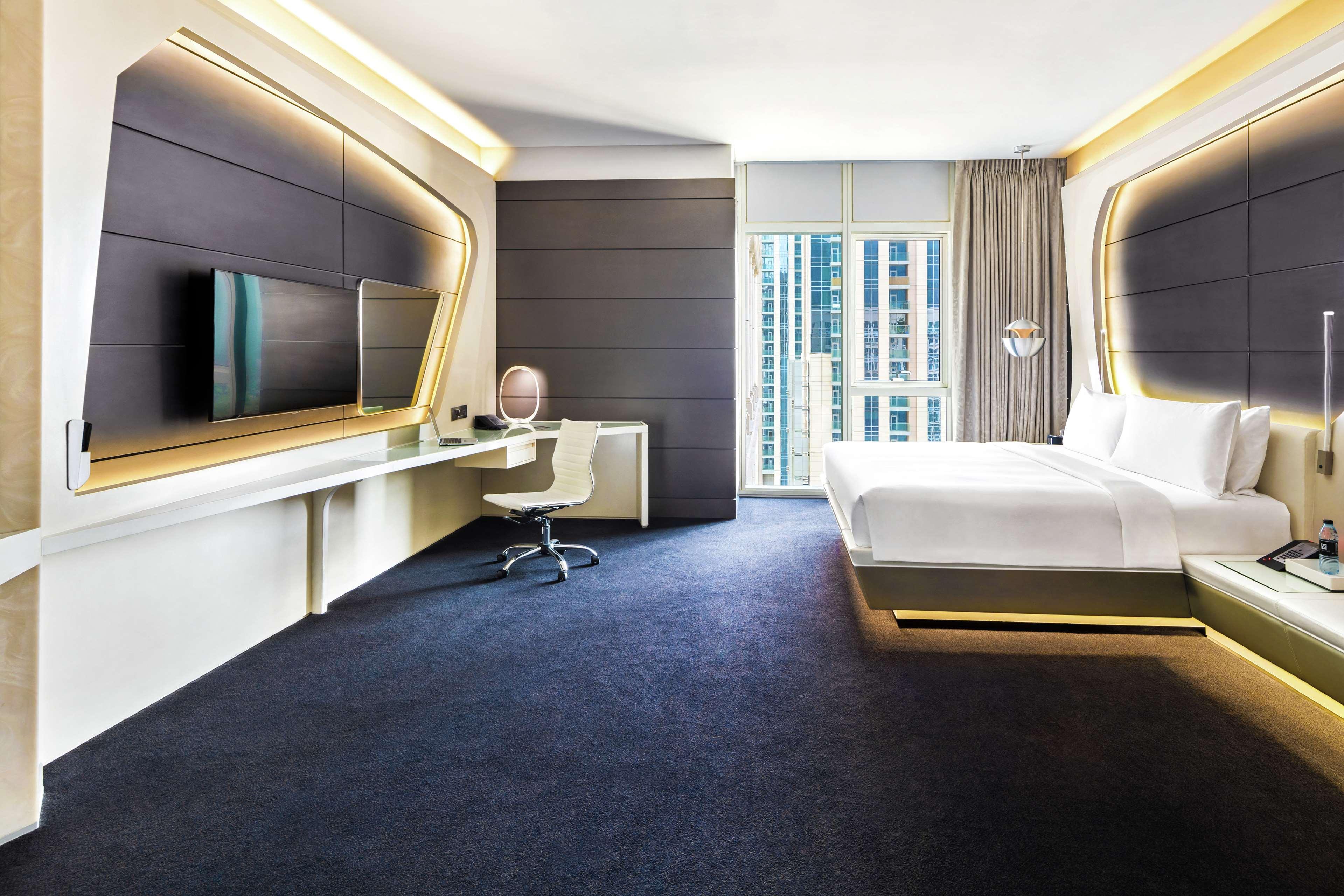 V Hotel Dubai, Curio Collection By Hilton Екстер'єр фото Deluxe room