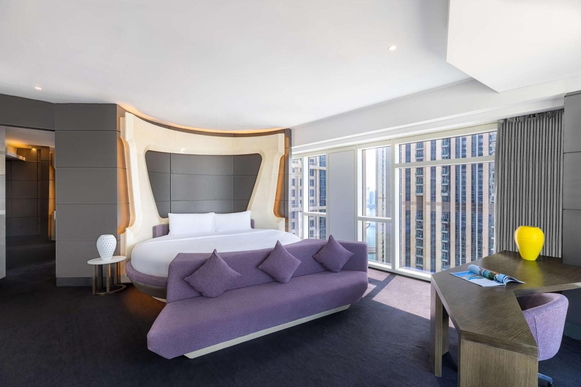 V Hotel Dubai, Curio Collection By Hilton Екстер'єр фото