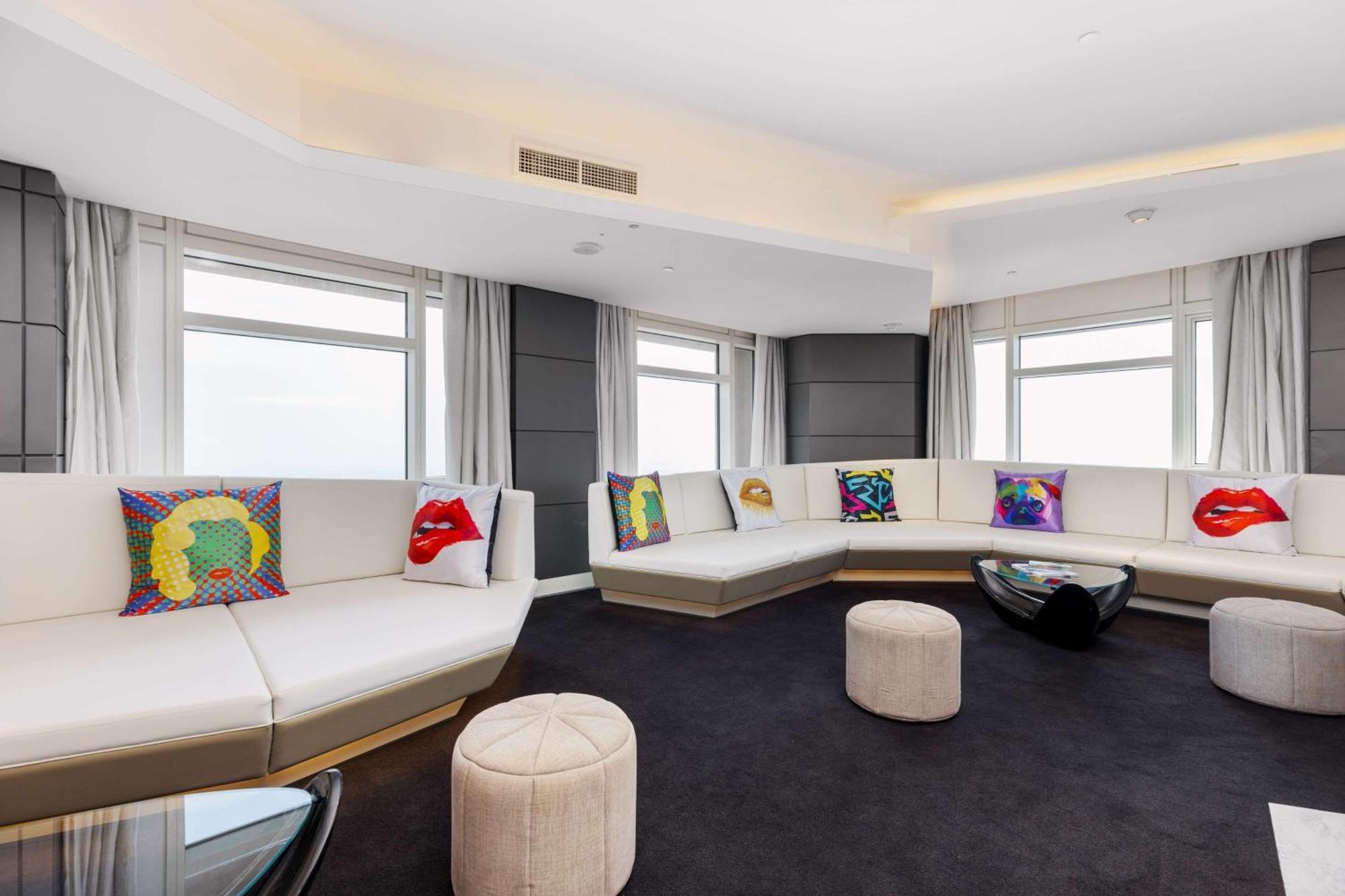 V Hotel Dubai, Curio Collection By Hilton Екстер'єр фото