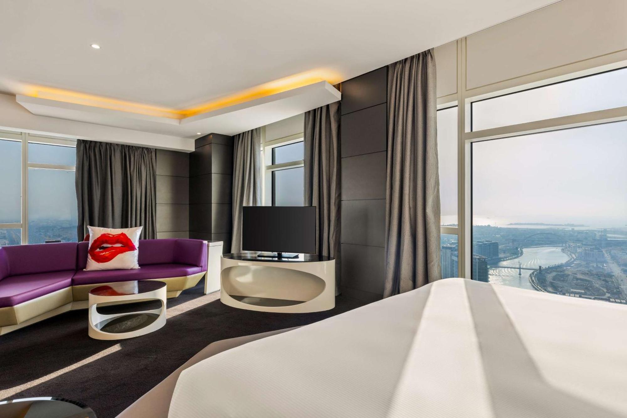 V Hotel Dubai, Curio Collection By Hilton Екстер'єр фото